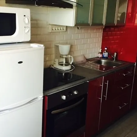 Avec Parking Prive A 500m De La - Fr-1-338-603 *